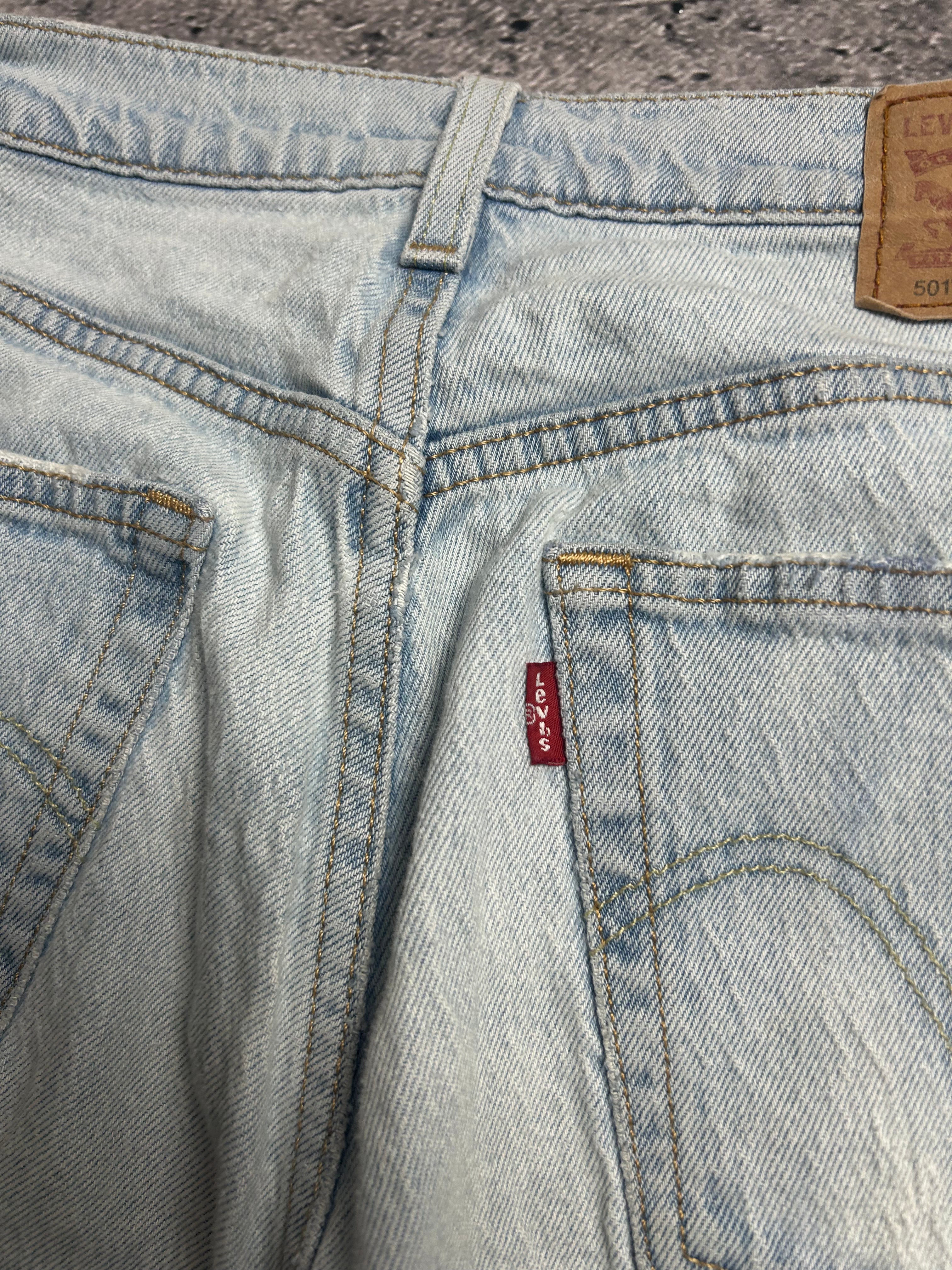 Jasnoniebieskie Shorty Damskie Jeansowe Levi's 501 W26 L30