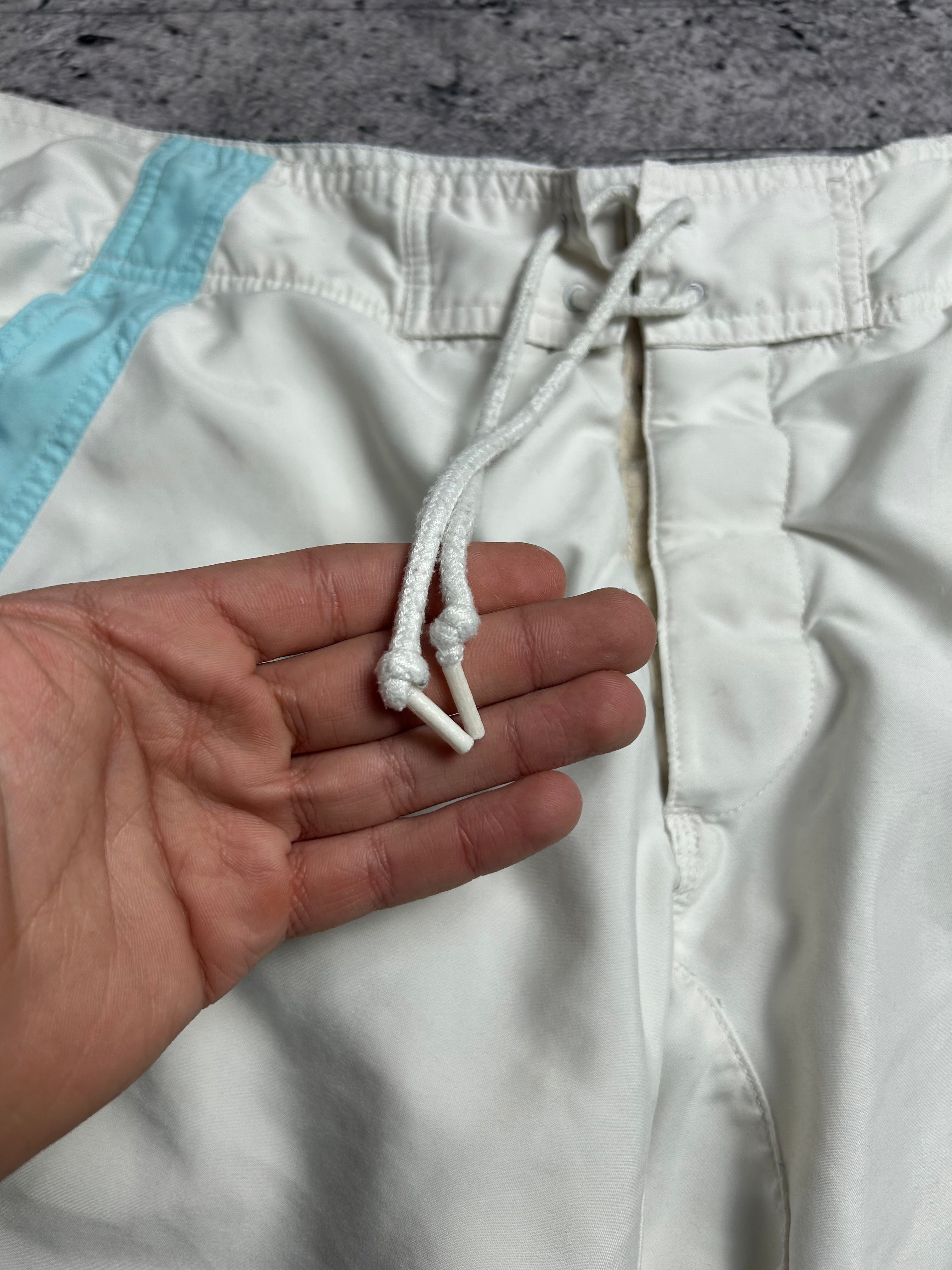 Biało Niebieskie Vintage Shorty Nike 00s Rozmiar M