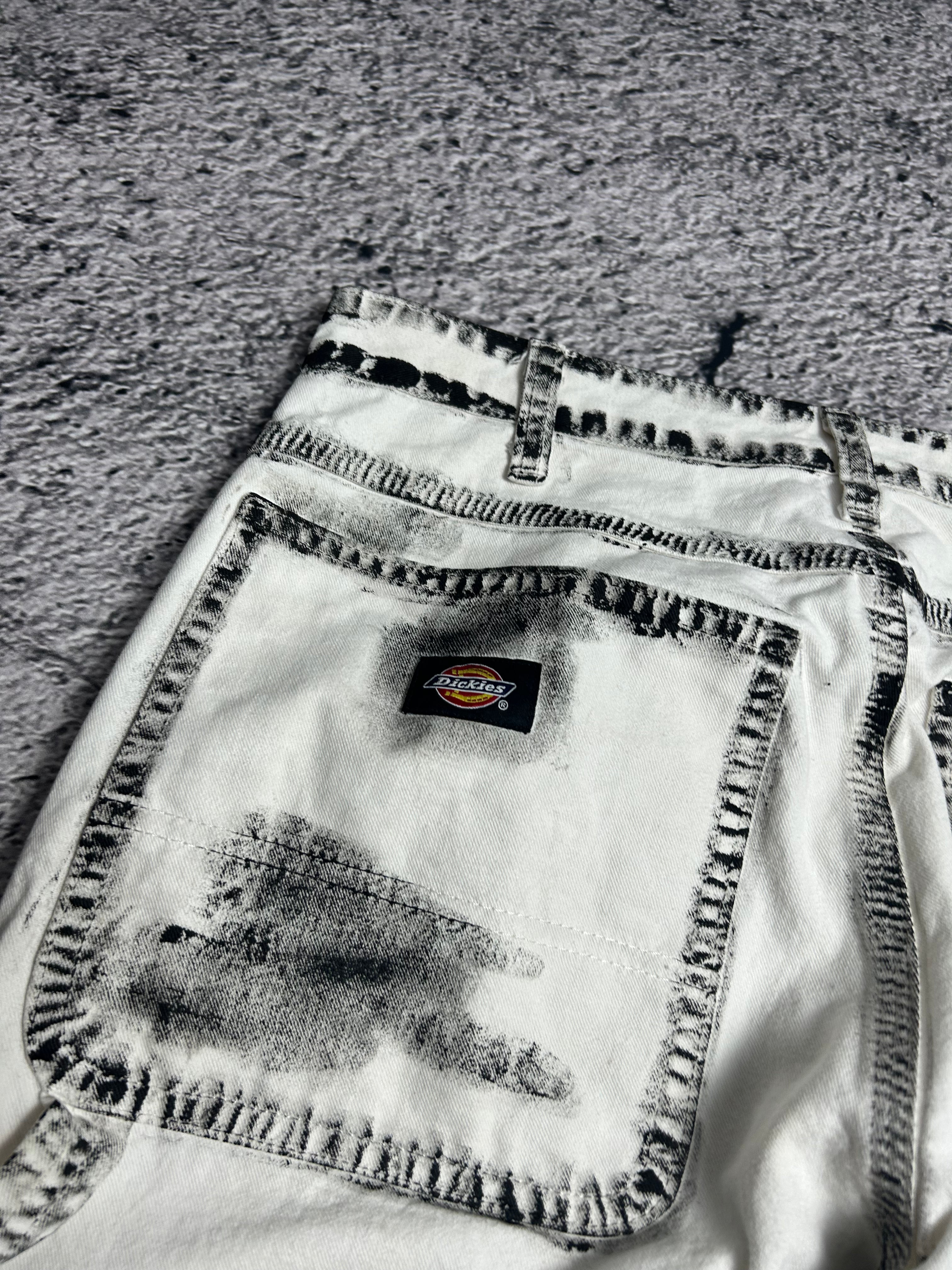 Białe Jeansy Dickies x Sherwin WIlliams Hand Made Custom Paint