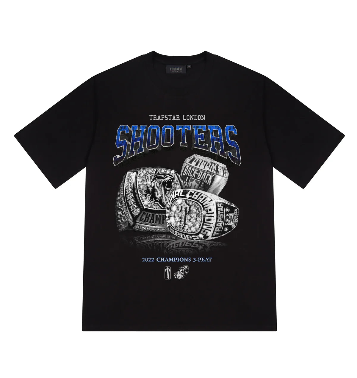 Trapstar Three-Peat Champions Tee Black/Blue — oryginalna koszulka Trapstar z certyfikatem | NWK Store