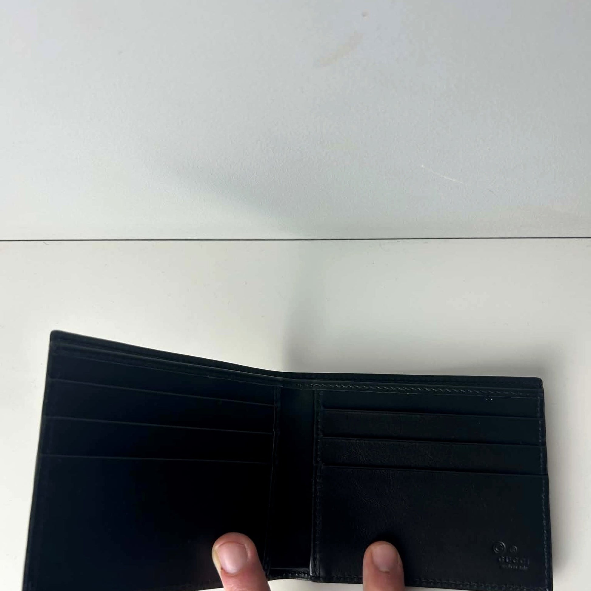 Gucci Microguccissima Bi-Fold Wallet 3