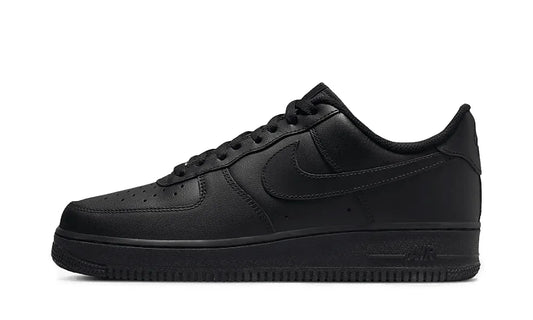 Nike Air Force 1 '07 Low Black CW2288-001 - widok podeszwy